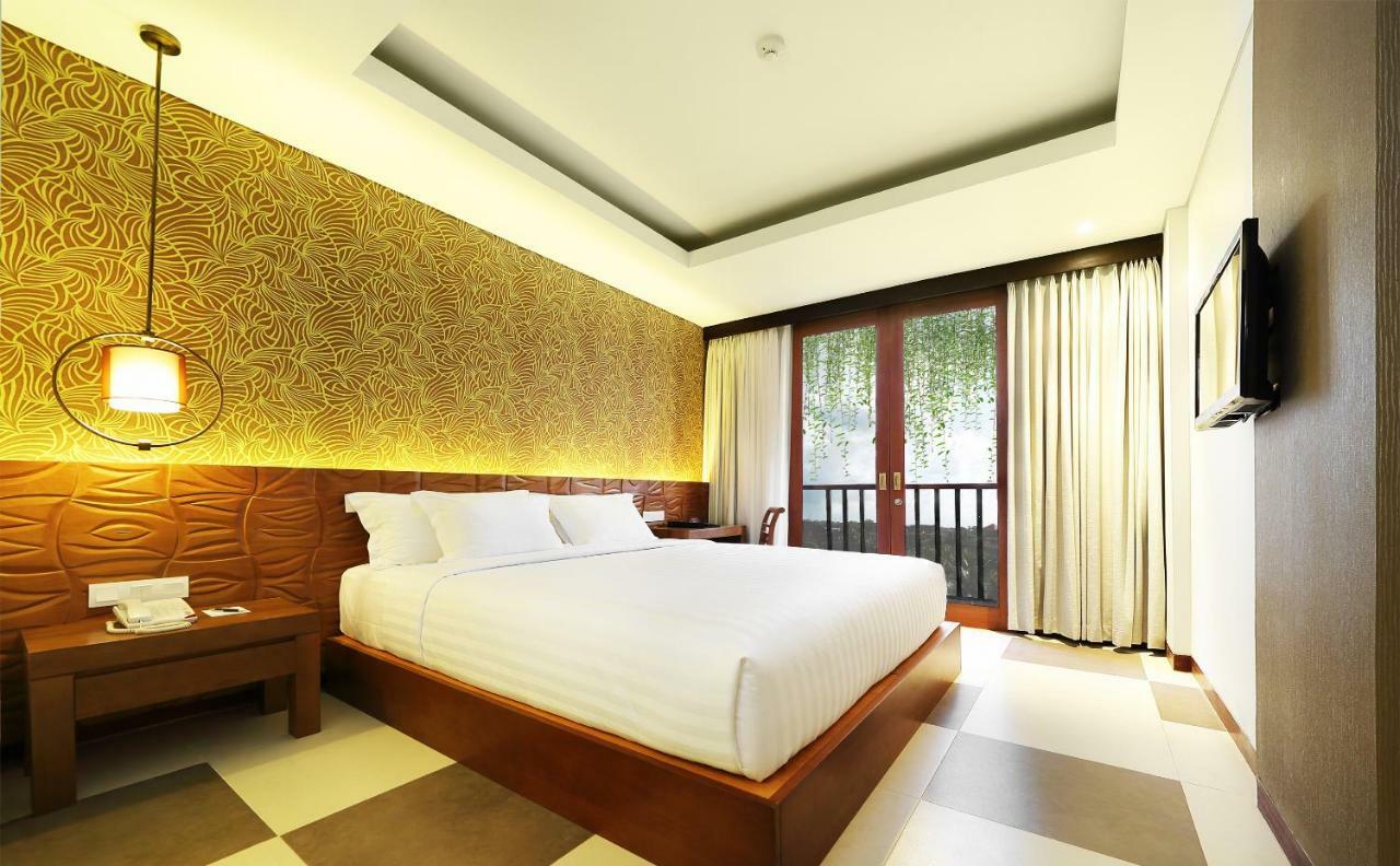 Sun Island Hotel & Spa Legian Экстерьер фото